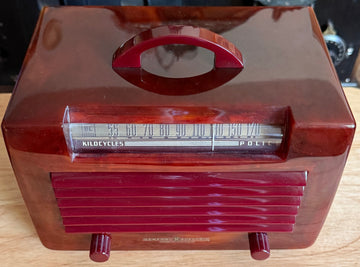General Electric L-573 Catalin Radio in Translucent Tortoise with Maroon
